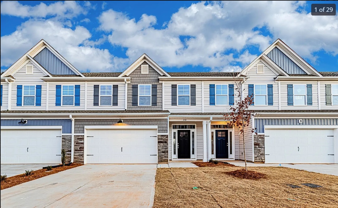 Photo - 316 Trail Branch Ct (Greer, SC)