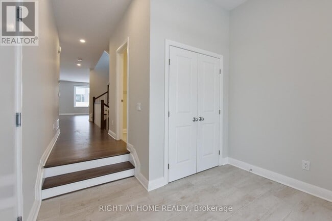 Photo - 312 Wigwas St