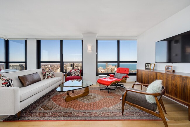 Photo - 1030 N State St Unit 40B