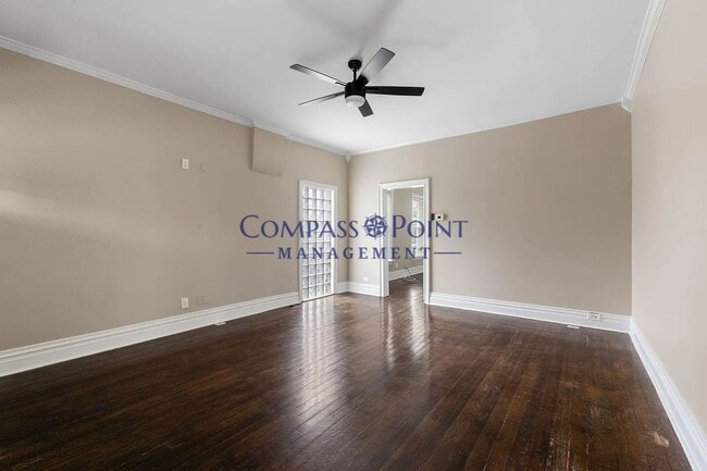 Photo - 240 E Third St Unidad 240 E Third 1