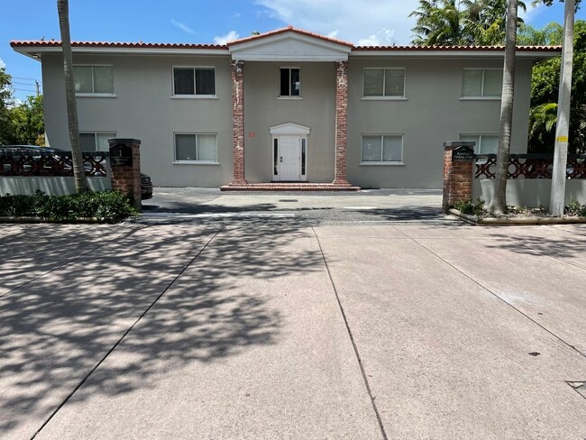 Photo - 1 Edgewater Dr Condo Unit 202