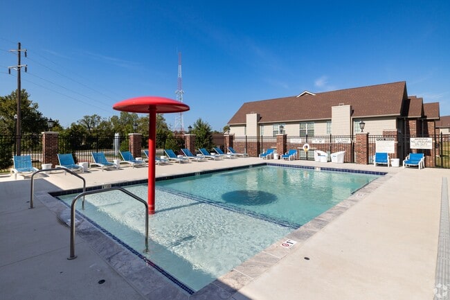 Waterways Family Pool