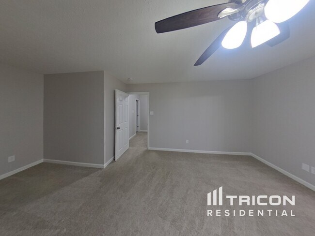 Photo - 4494 St Catherines Ct