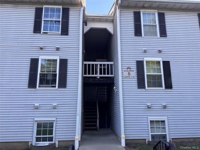 Building Photo - 5 Lexington Hills Rd Unit 8 Rental