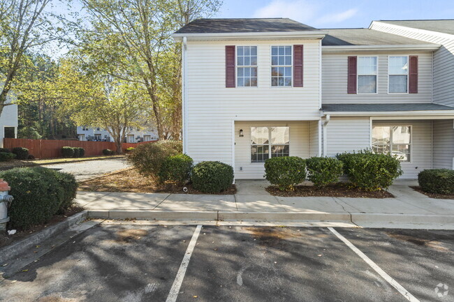 Building Photo - The Gardens Rental