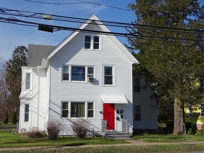 Photo - 146 Montowese St Apartment Unit D