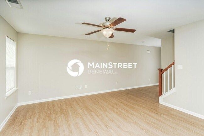 Photo - 3 Bedroom Pet-Friendly Home in Lexington, ...