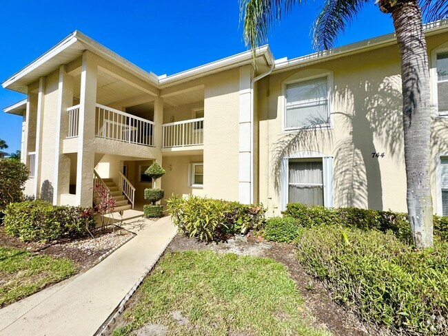 Building Photo - ** NEWCASTLE ** BERKSHIRE LAKES ** 3 BED /... Rental