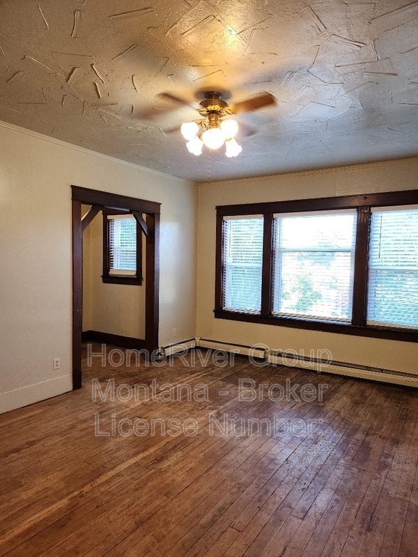 542 S 3rd St W