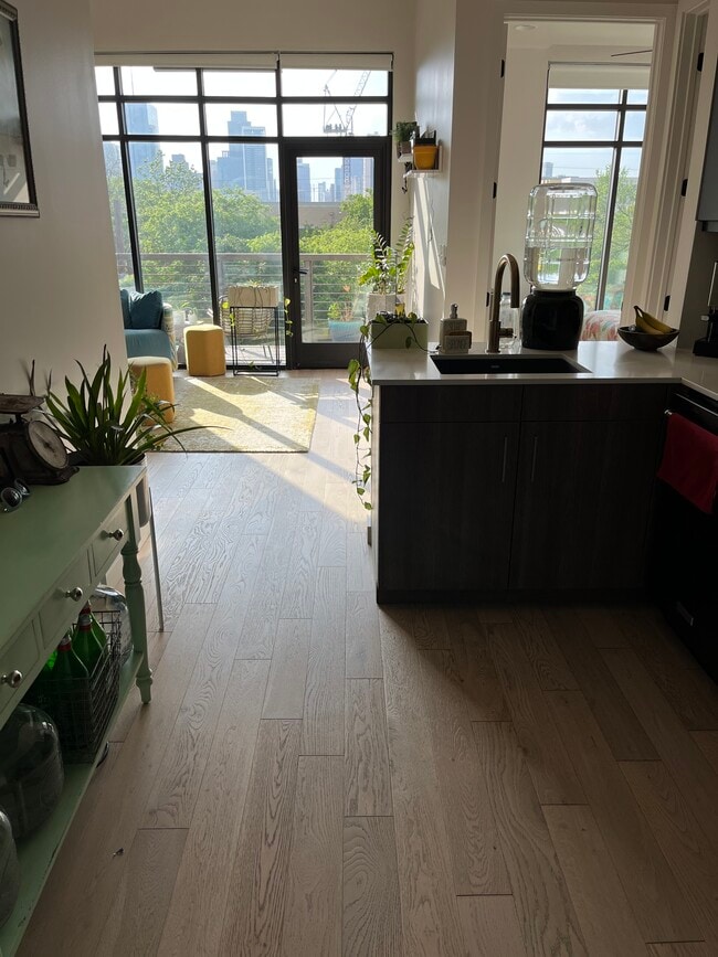 Open floor plan. - 1501 E 4th St Unit 307