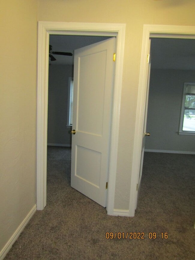 Photo - Very nice spacious home located in the Tom...