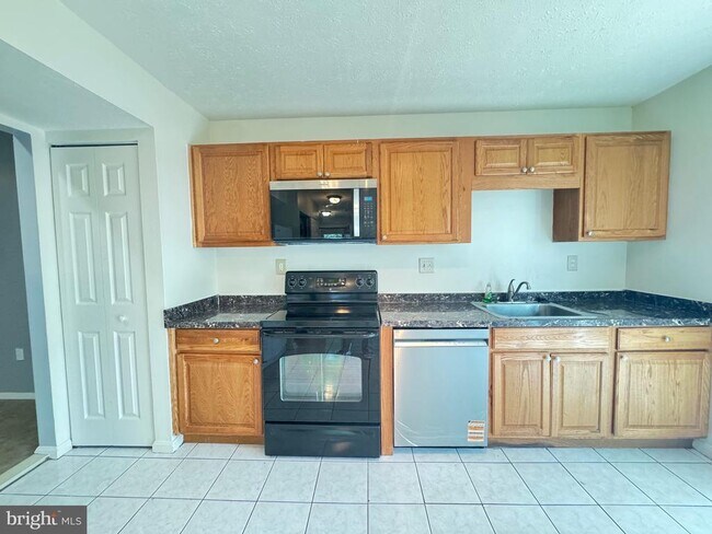 Photo - 7233 Mill Creek Ct
