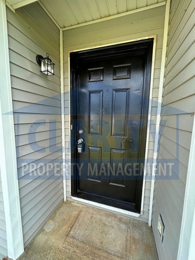***131 Brooke Lane NE