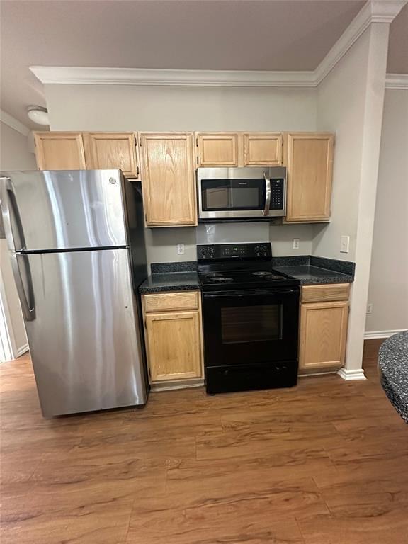 6804 N Capital of Texas Hwy Unit 212
