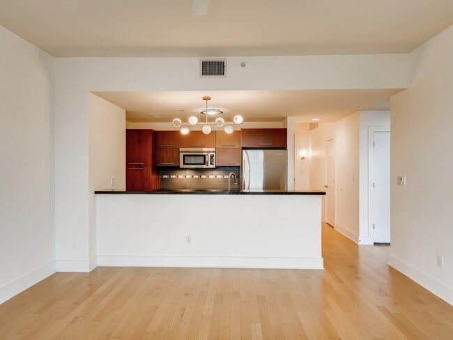 Photo - 603 Davis St Condo Unit 1708