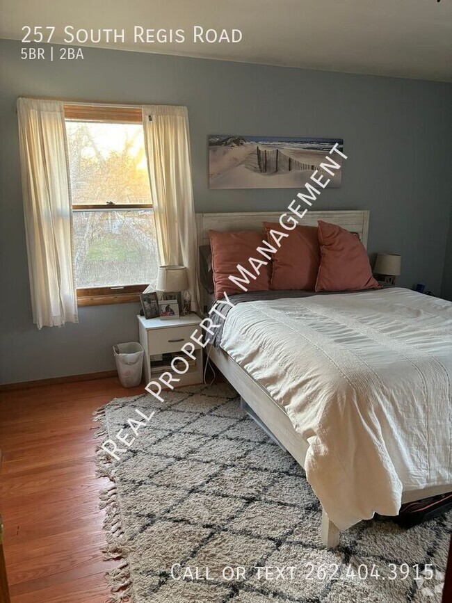 Building Photo - 257 S Regis Rd Rental