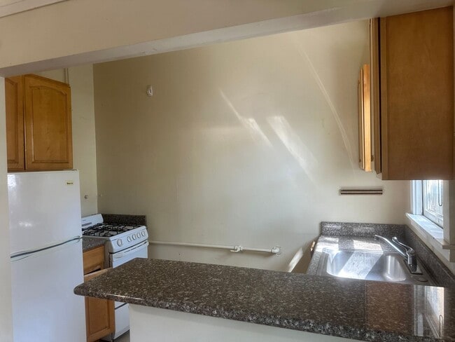 Photo - 1820 Euclid Ave Unit Apt. 10