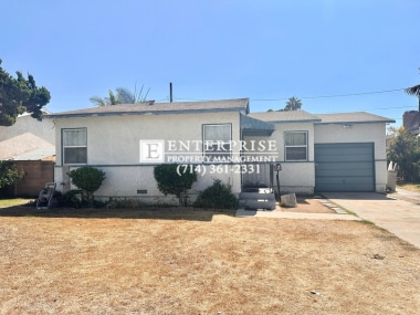 Building Photo - Move-In Ready 3 Bed Home | New Floors, Big...