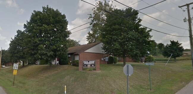 Photo - 366 S Railroad St