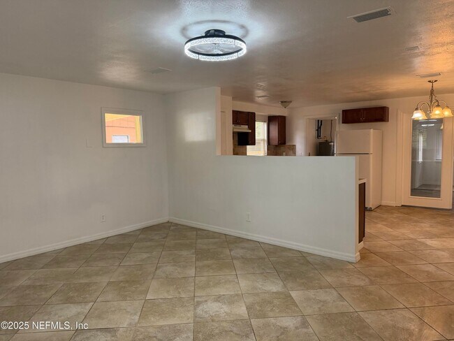 Photo - 2490 Woolery Dr