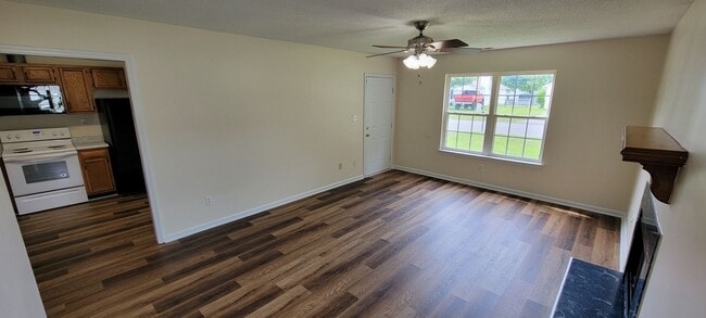 Photo - Cozy 4 bedroom home in Springdale Acres