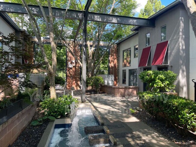 Building Photo - 195 Arizona Ave NE Unit 106 Rental