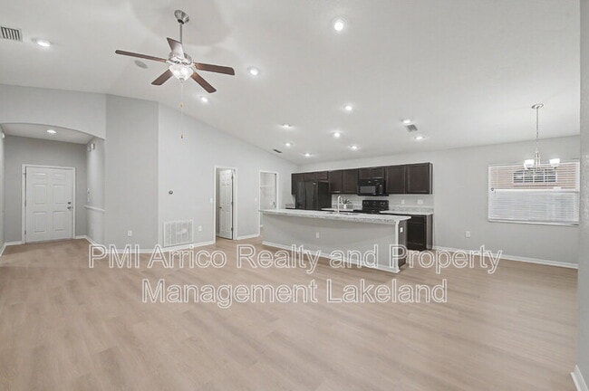 Photo - 7918 Chestnut View Dr