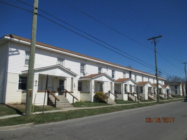 Photo - 501-523 E Vine St Apartments