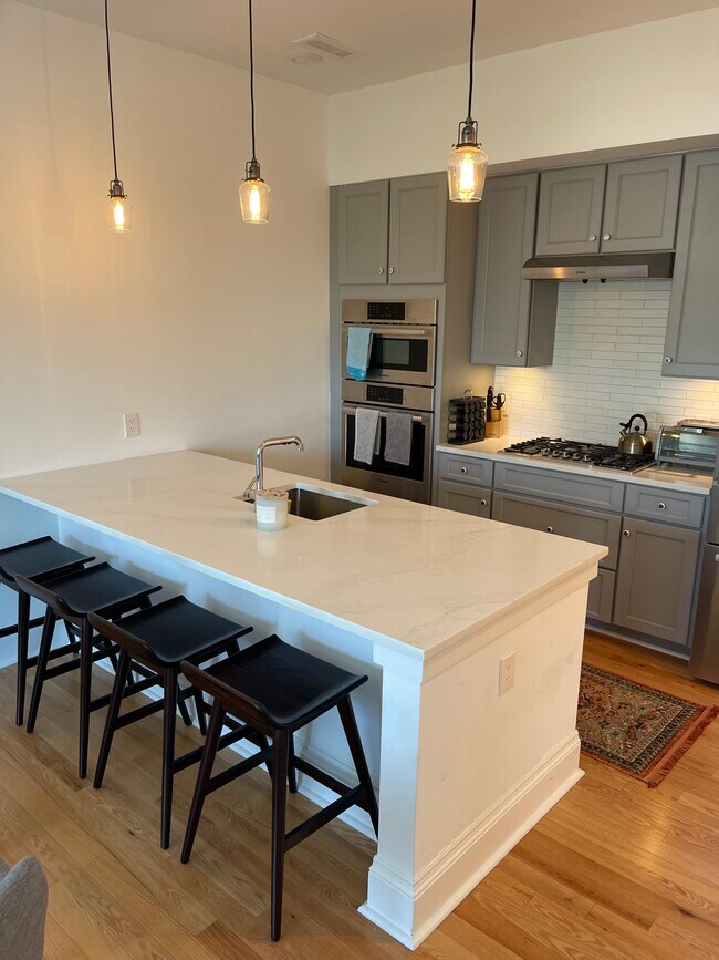 Photo - 300 8th St NE Unidad 306