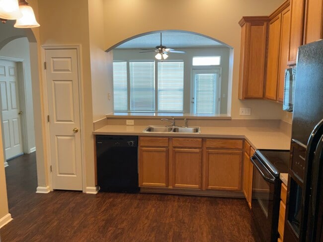 Photo - 2711 Salina Ct