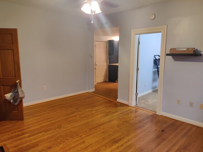 Photo - 1325 Chase Ave Unit 2