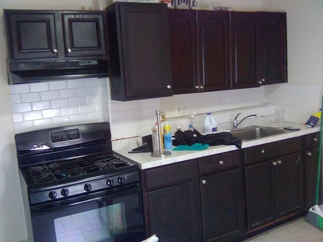 Photo - 62 Larch St Unit apt 62a