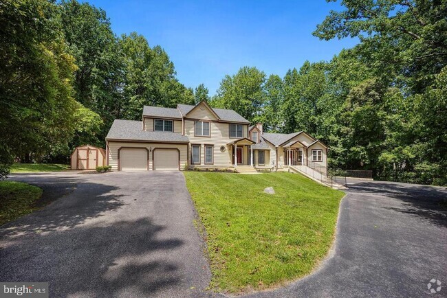 Building Photo - 120 Double Oak Rd N Rental