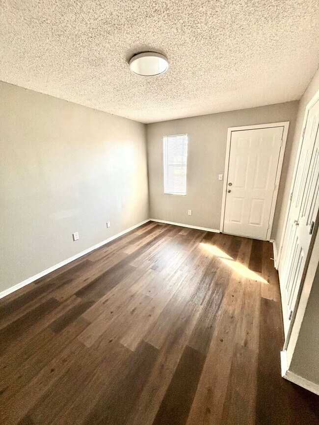 Photo - 4721 Samantha Ave Unit 4721 Samantha Ave