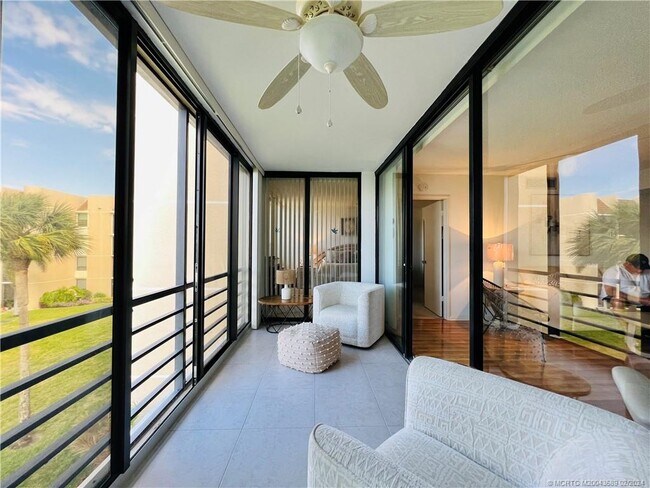 Photo - 3442 NE Causeway Blvd Unidad 302