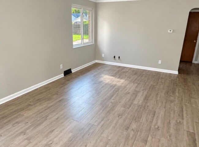 3656 Torrance Dr