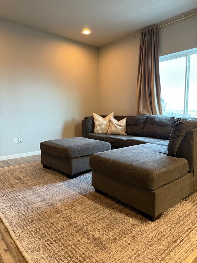 Photo - 1123 Huntington Ave