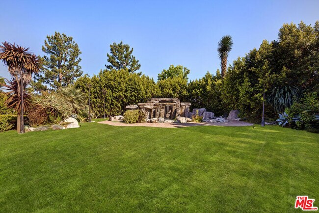 Photo - 2374 Earls Ct