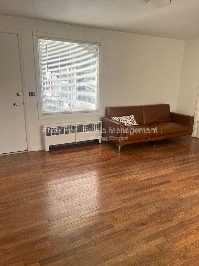 Photo - 130 SW Canyon Dr Unidad 4