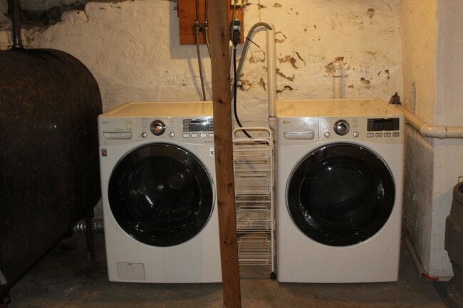 Photo - 43B Sherman Ave Unidad B