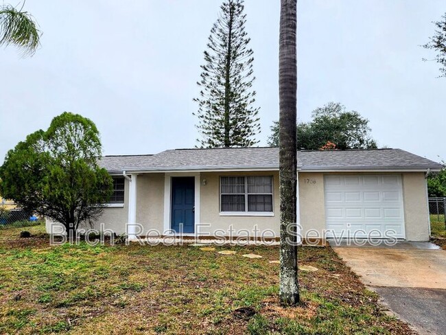 Building Photo - 1708 Springdale Dr