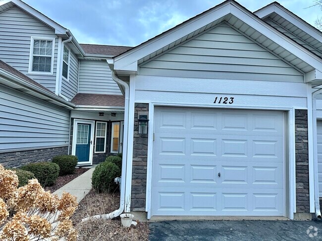 Building Photo - 1123 Regency Ct Rental