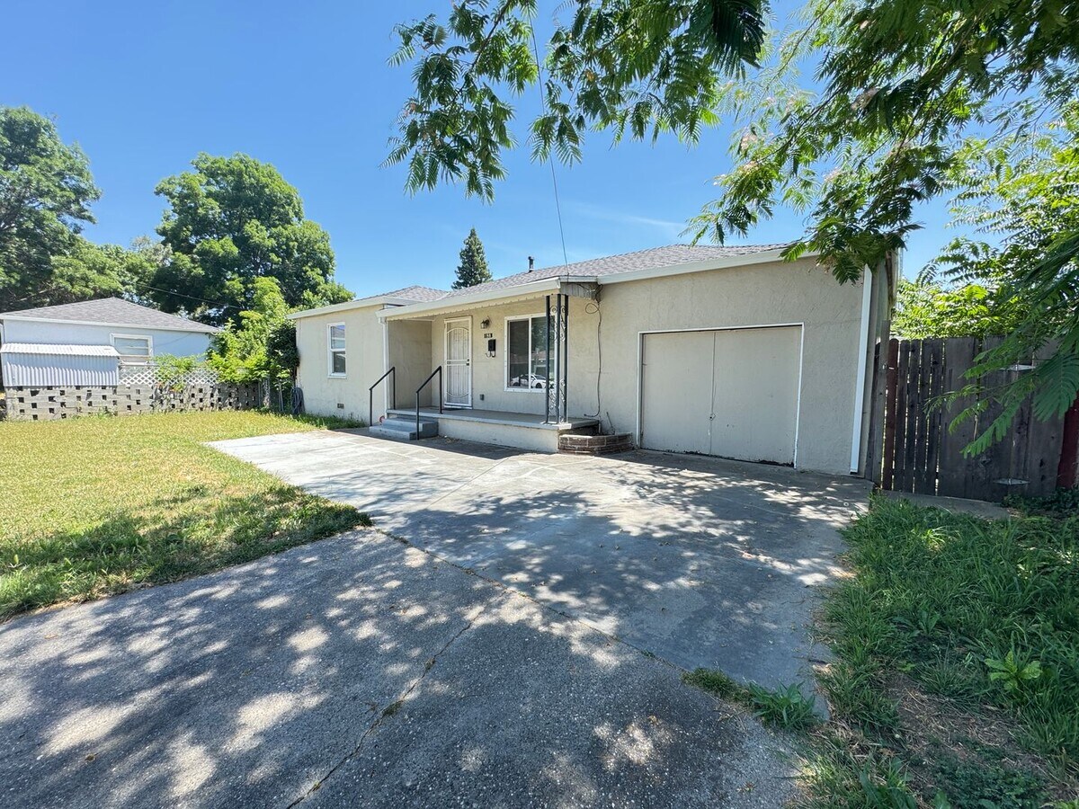 2 bed/ 1 bath house - Yuba City - 2 bed/ 1 bath house - Yuba City
