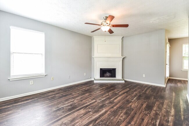 Photo - 1078 Winterbrook Way