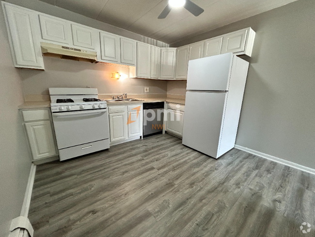 Building Photo - 105 Harrington Ave Unit 9 Rental