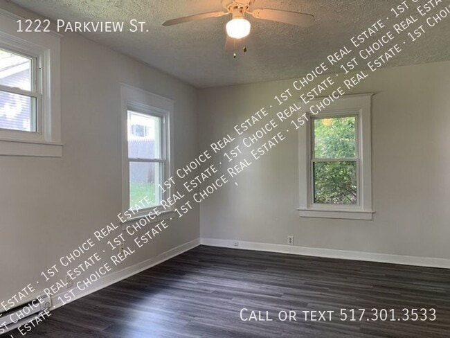 Photo - 1222 Parkview St