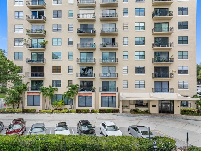 Photo - 2109 Bayshore Blvd Unit 102