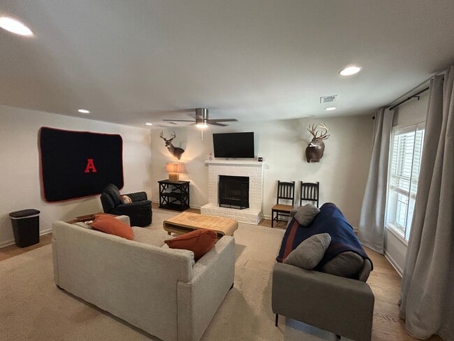 Photo - Super Cute One Level Home in Shelton Park