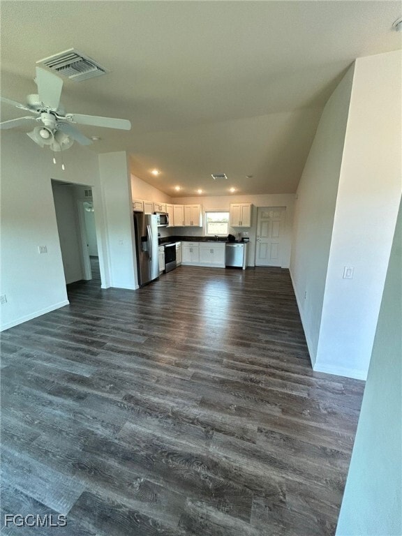 Building Photo - 131 Carousel Ave Rental