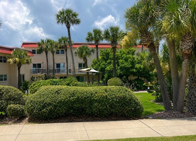 Photo - Beautiful Condo with Ocean Views
